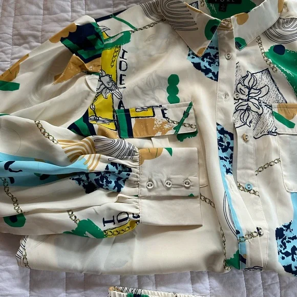 Patterned Set - Picture 4 of 5